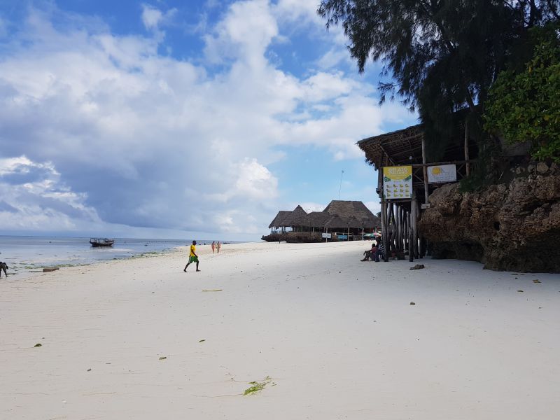 Nungwi Beach on Zanzibar island 桑給巴尔岛北的南威滩