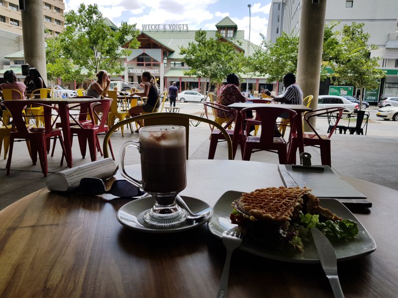 Waffle sandwich for lunch in a café in Windhoek city center 温得和克市中心咖啡厅华夫饼三文治午餐