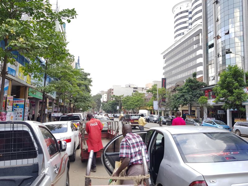 Street view of Nairobi 欢迎到内罗毕和非洲的堵车