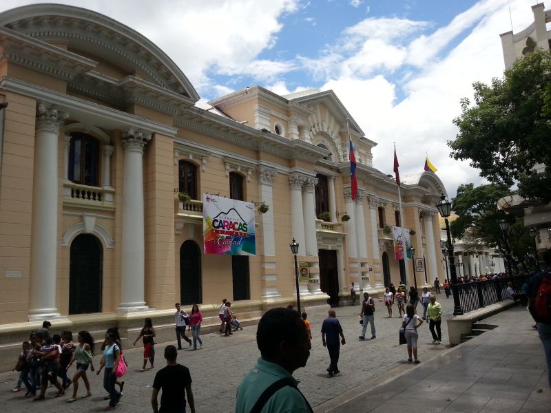 Wondering the Caracas streets 逛加拉加斯步行街道