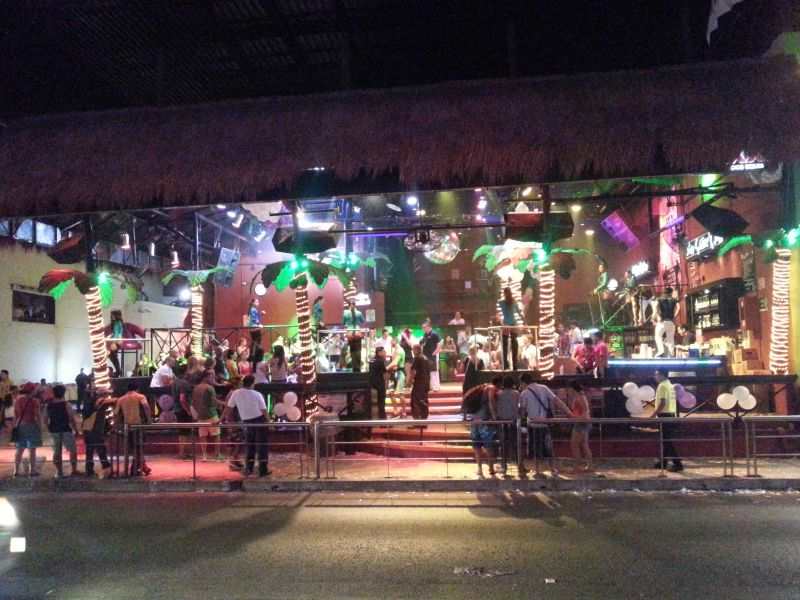 Cancun nightlife 坎昆夜生活