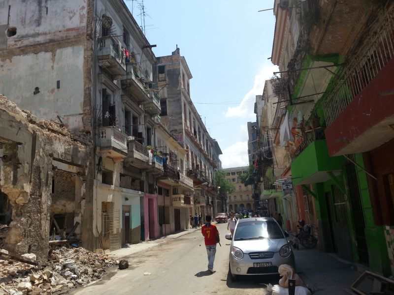 Where Cubans leave 古巴人居住小区