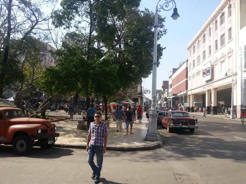 Walk-about in Havana 在哈瓦那市溜达