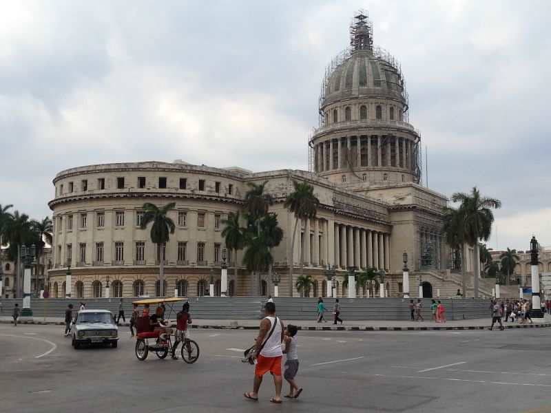 Landmark Capitol Hill building in Havana under renovation 哈瓦那标致性建筑