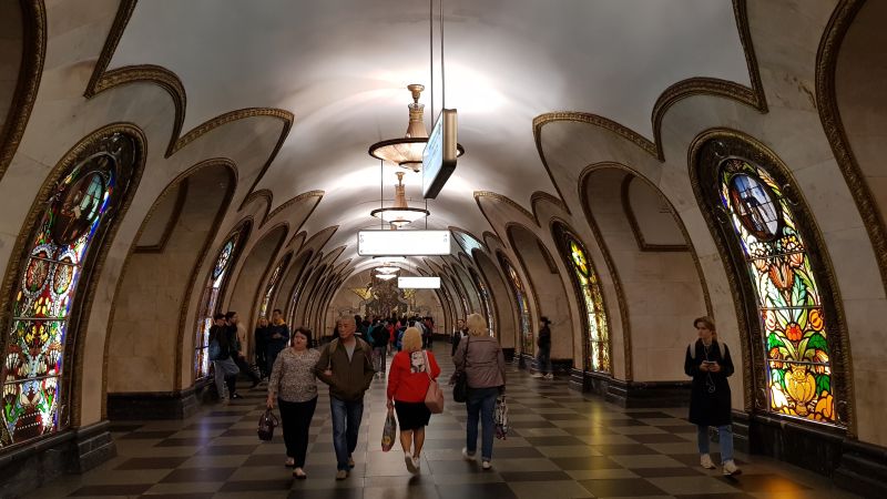 Artistic St. Petersburg subway station 艺术特色圣彼德堡地铁站