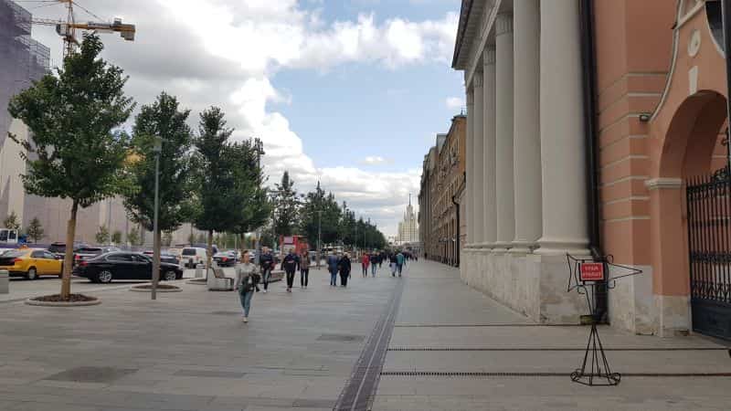 On the street of Moscow 莫斯科街道