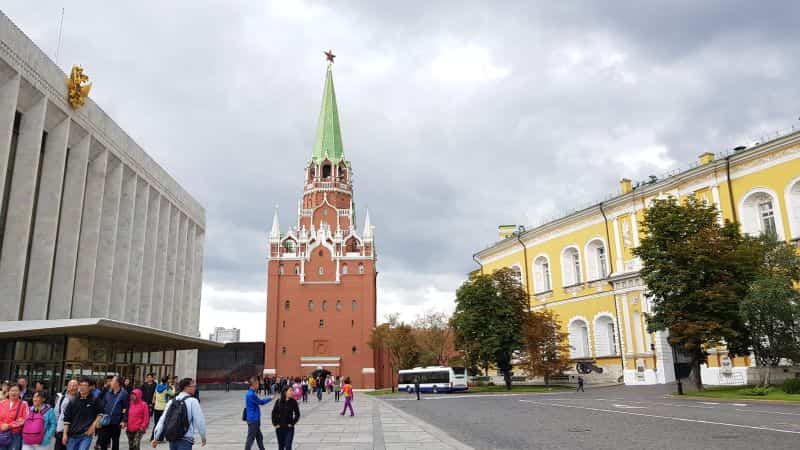 Inside the Kremlin walls 克里姆林宫围墙内