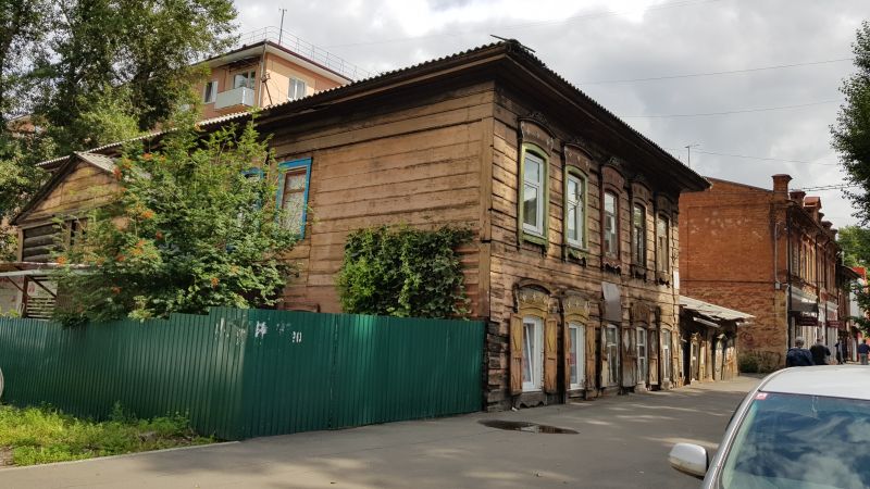 Old wooden houses of Irkutsk 伊尔库茨克的老木屋