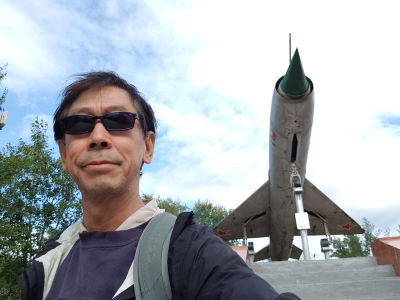 Park in the city center - military displays 市中心公园展示军械