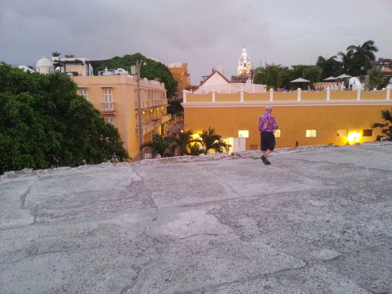 The walls of Cartagena in the sunset 夕阳下的卡塔赫纳城墙