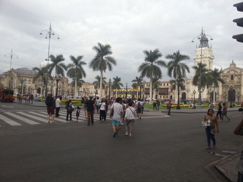 Lima's old city, municipal buildings in colonial architecture 利马旧城区的殖民建筑