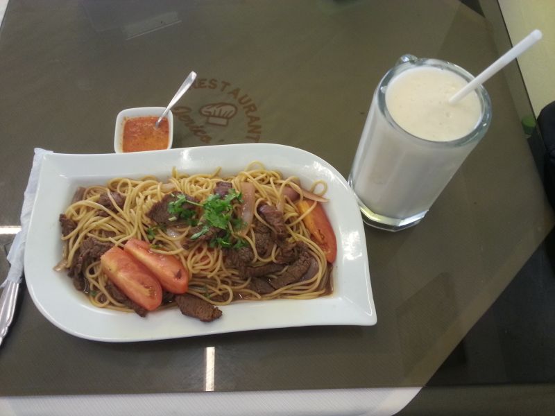 Peruvian cuisine, beef noodle 秘鲁餐， 牛肉炒面  