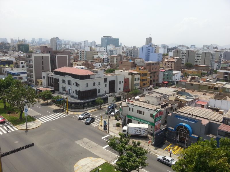 Paracas town center from hostel roof top 从酒店楼顶的帕拉卡斯