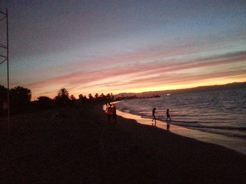 Paracas beach at sun set 夕阳下的帕拉卡斯海滩