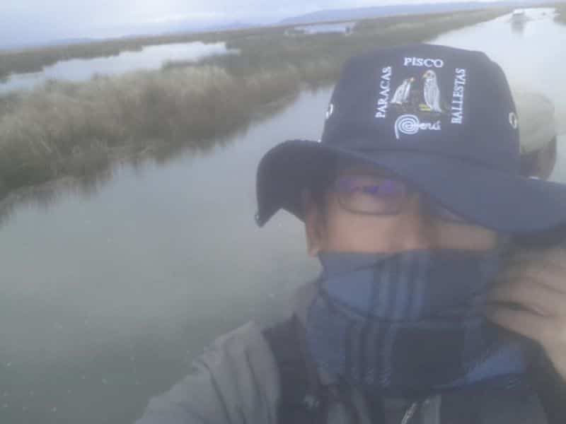 On the boat on Lake Titicaca 我在的的喀喀湖中小艇上