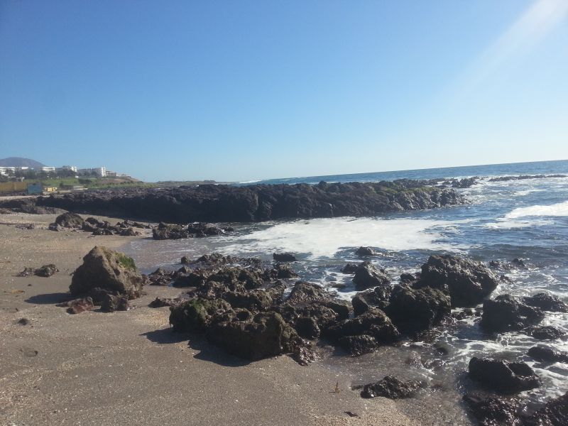 Along the Antofagasta beach 安托法加斯塔沿岸