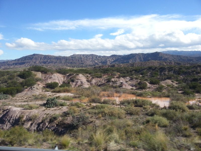 Sceneries on the road to Mendoza 到门多萨路上景色