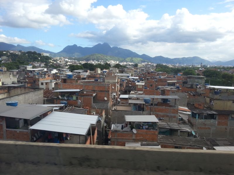 Sheds of Rio's residents 里约周边平民房