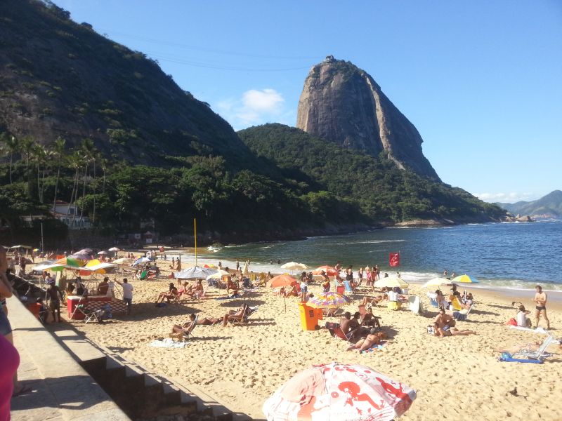 Beach in the neighborhood of my accommodation 我里约住宿小区的海滩