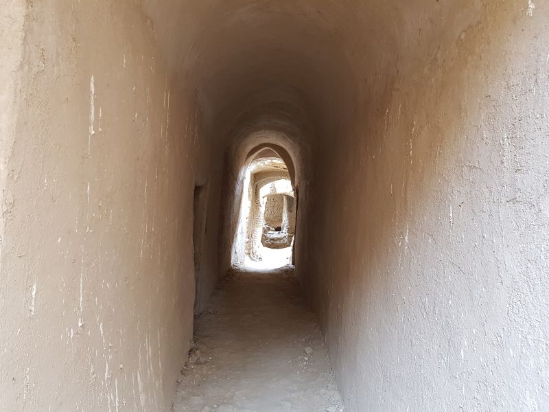 Kharanagh's narrow alleys 哈拉纳克古镇窄巷