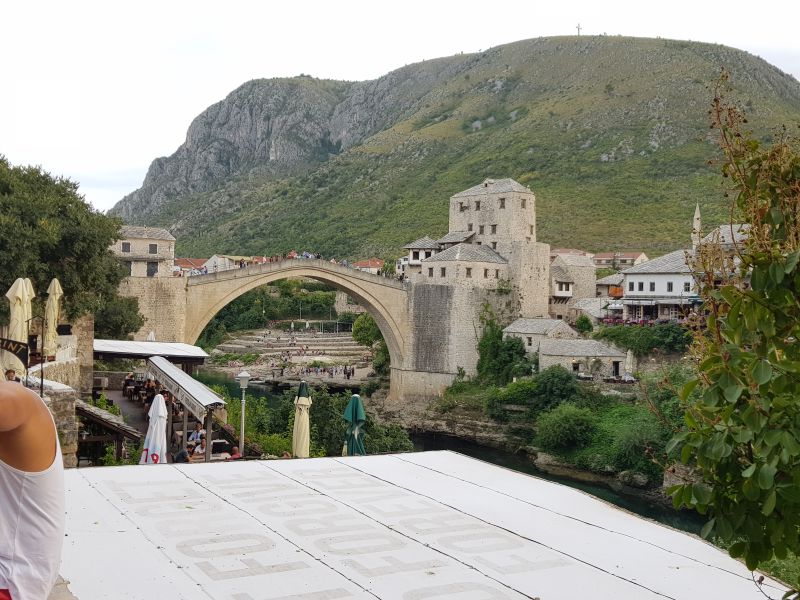 Stari Most - Old Bridge of Mostar 高挂内雷特瓦河的莫斯塔尔地标老桥