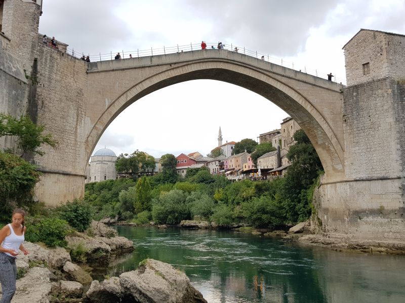 Stari Most - Old Bridge of Mostar 高挂内雷特瓦河的莫斯塔尔地标老桥