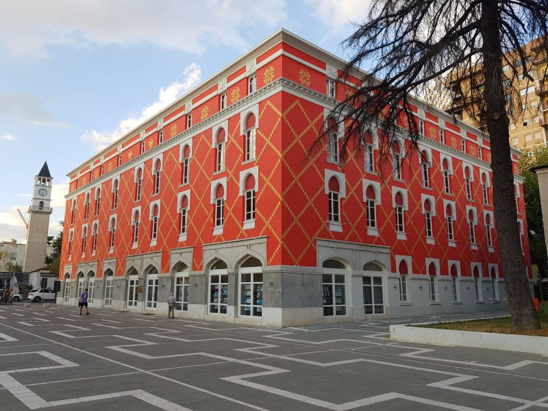 Ministry of Agriculture in Tirana city center 地拉那中心政府大楼