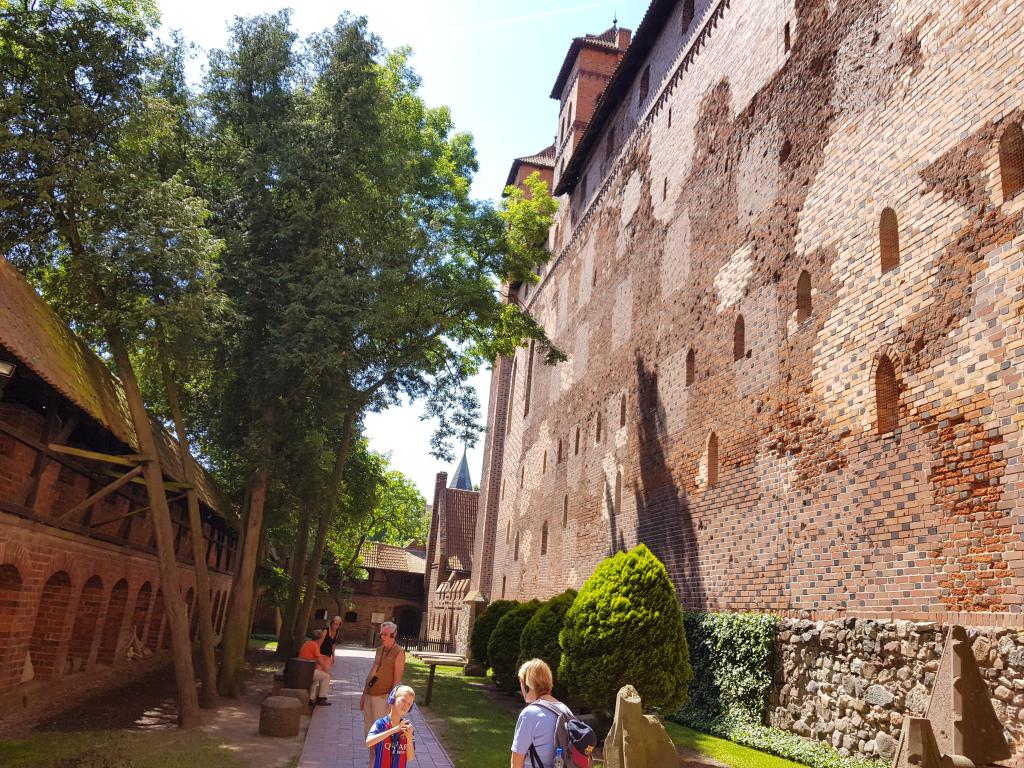 Buildings in the Castle 城堡内建筑