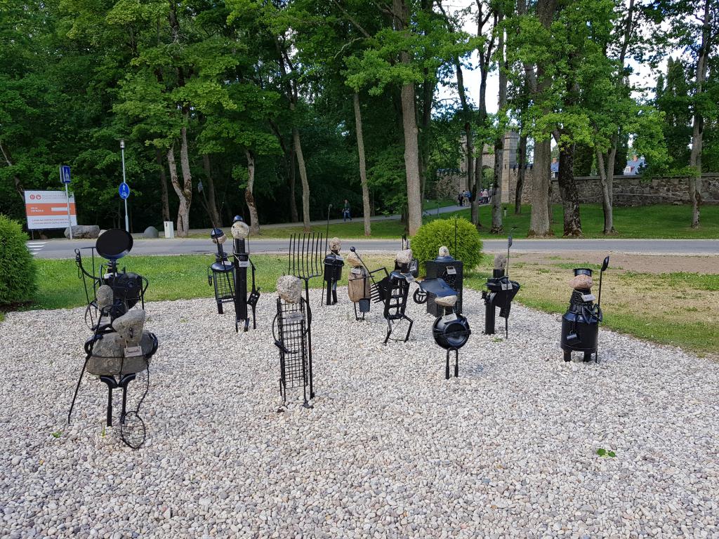 Parade of the Knights Sculptural Group, Sigulda 锡古尔达公园雕像