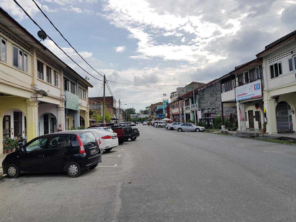 Gopeng 务边