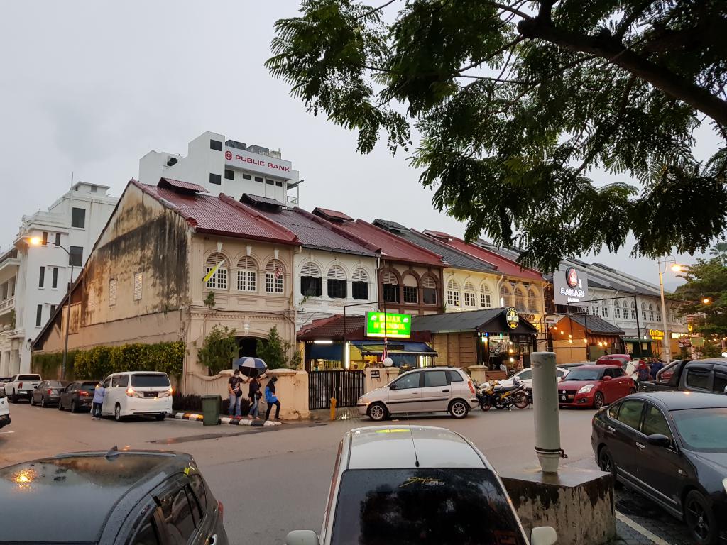 The old shop houses 老商铺