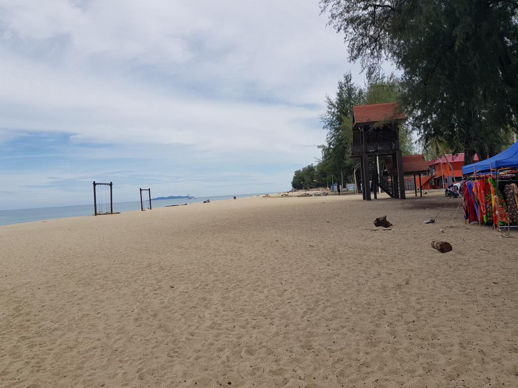 Batu Buruk Beach  Batu Buruk 海滩