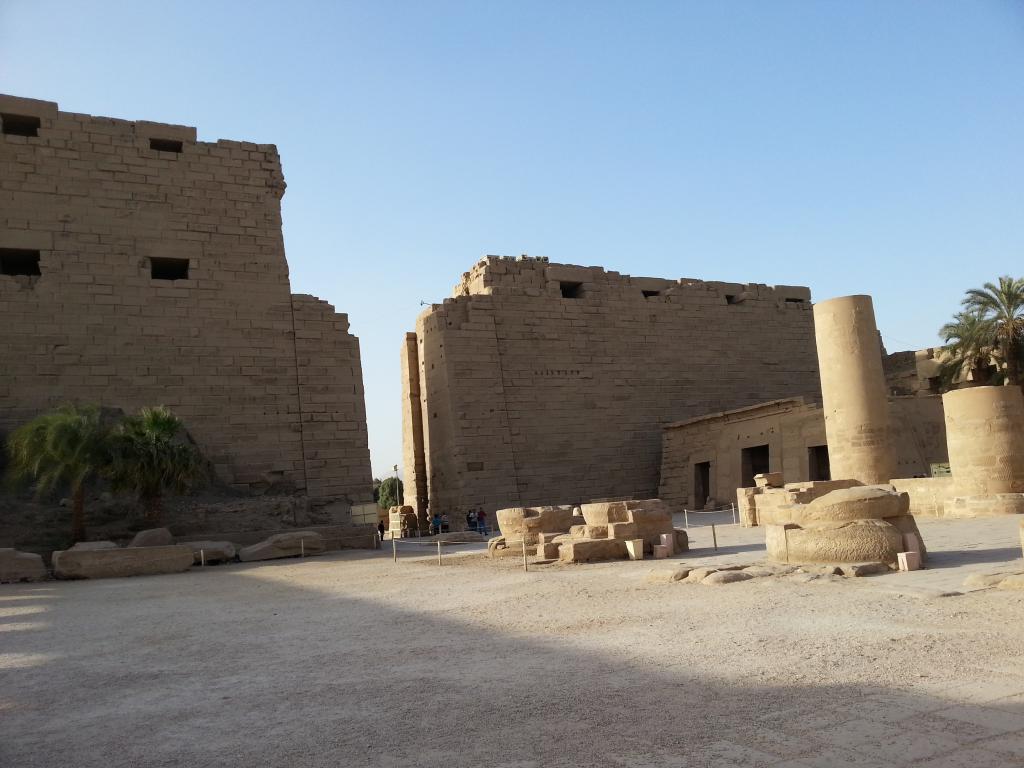 First pylon of Karnak Temple 卡纳克神庙第一塔门