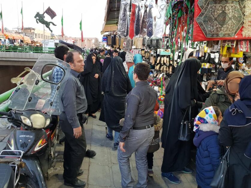 On the streets of Isfahan 伊斯法罕街景