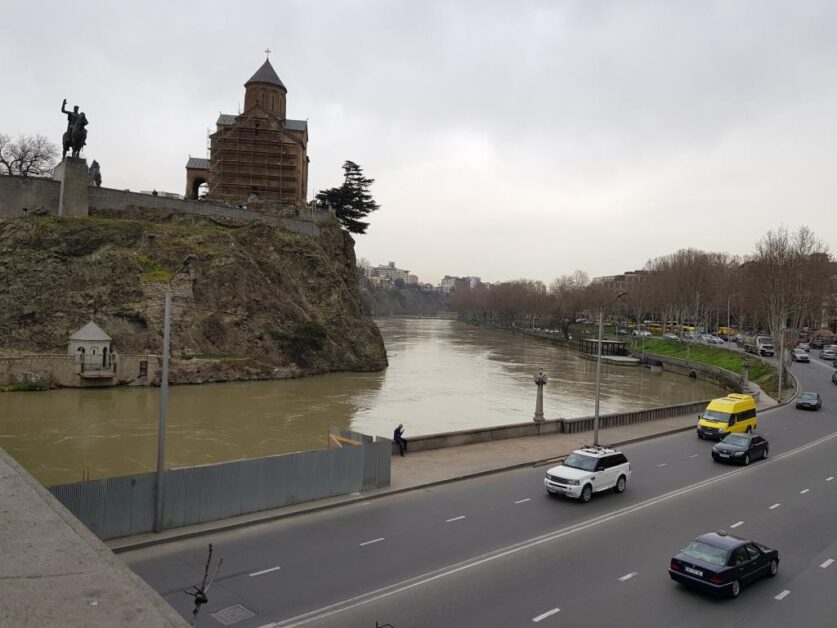 Metekhi St. Virgin Church overlooking River Kura