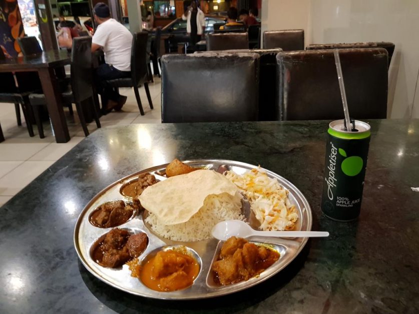 An Indian meal in Cape Town 在开普敦印度餐