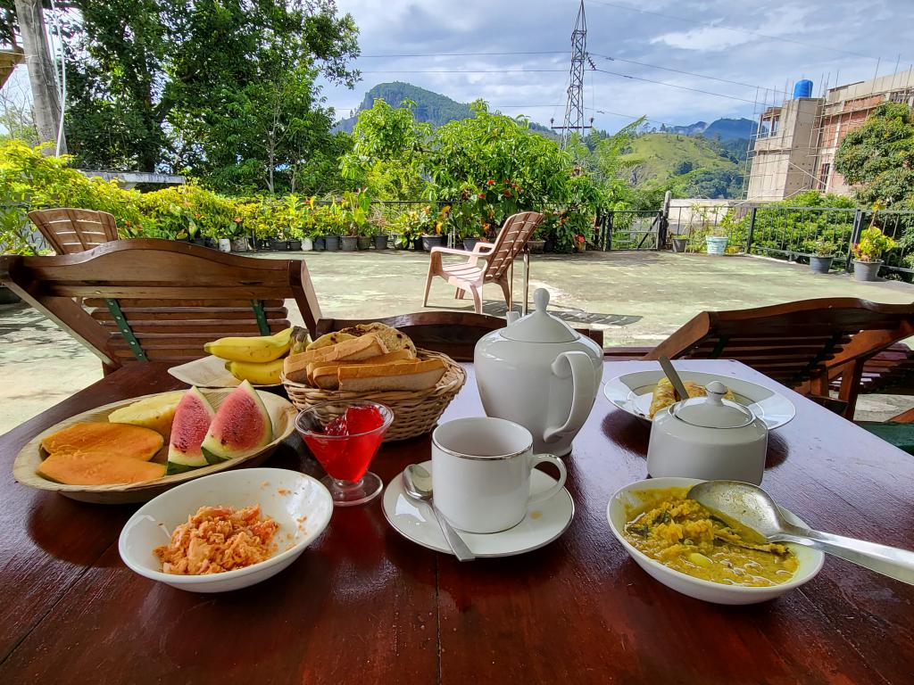 Healthy generous Sri Lankan breakfast at the guesthouse on the hill