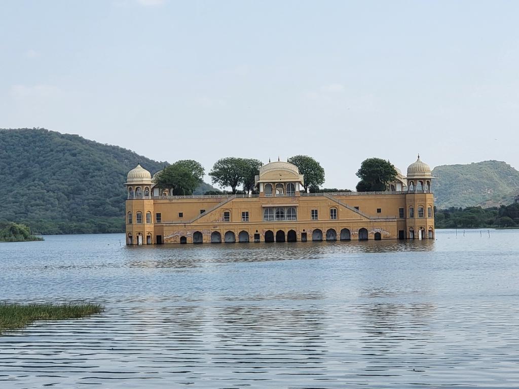 Jal Mahal, half submerged in Man Sagar Lake,