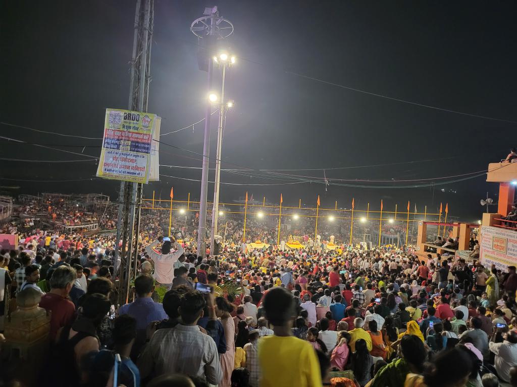 Ganga Aarti, a ritual performed every evening at Dashashwamedh Ghat, pays homage to the greatness of Ganges.  