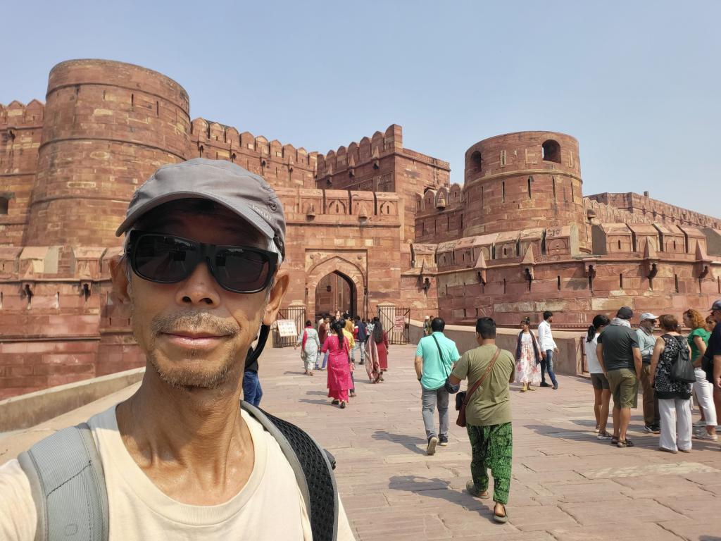 At the entrance of Agra Fort