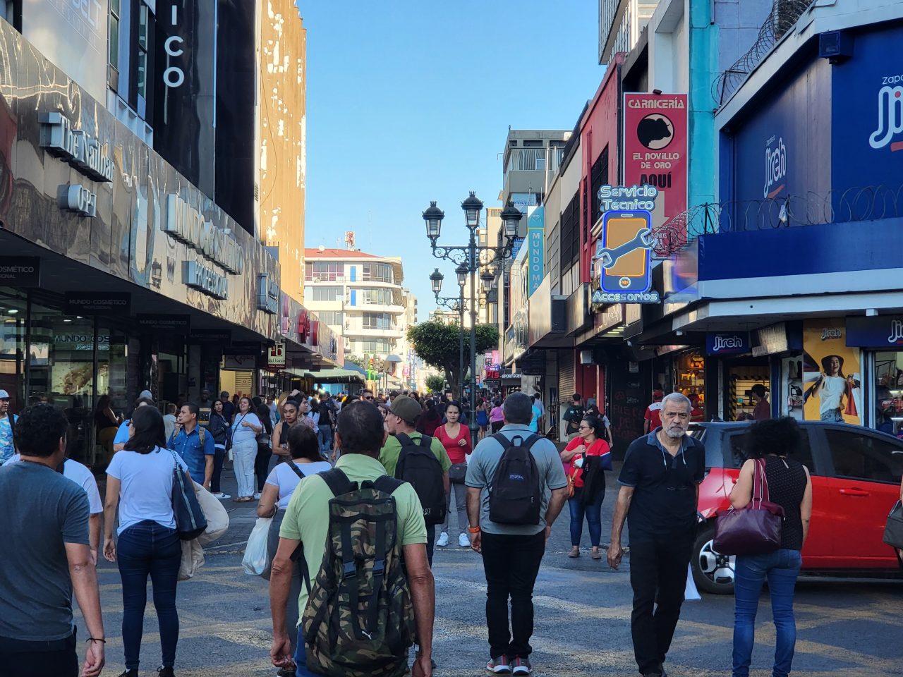 Avenida 0 pedestrian street, downtown San Jose 