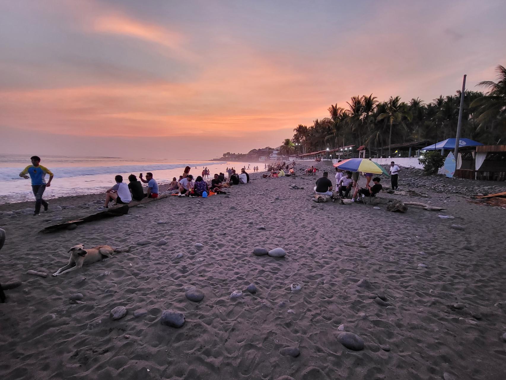 Sunset, at El Tunco