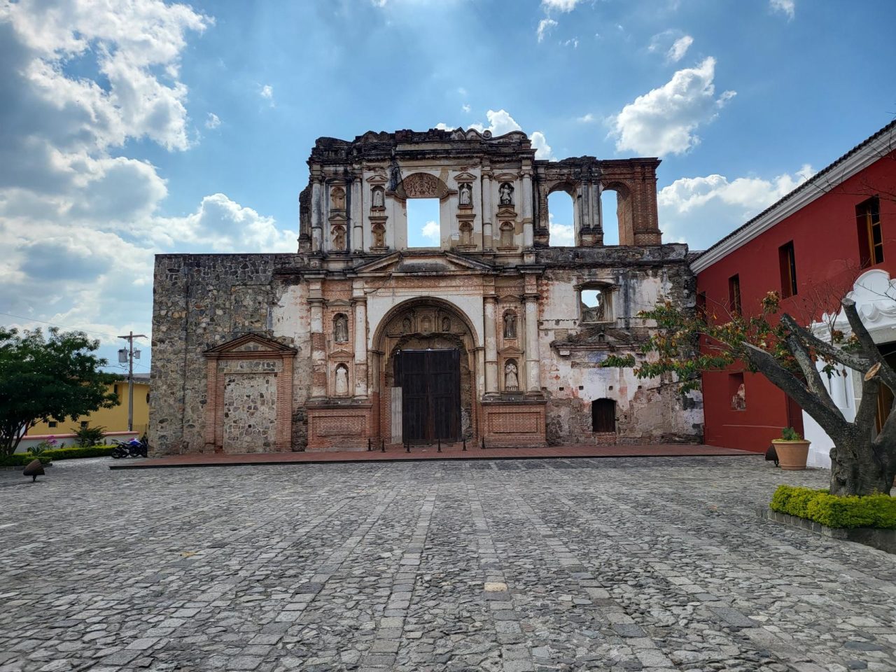 Iglesia Colegio de la Compania de Jesus