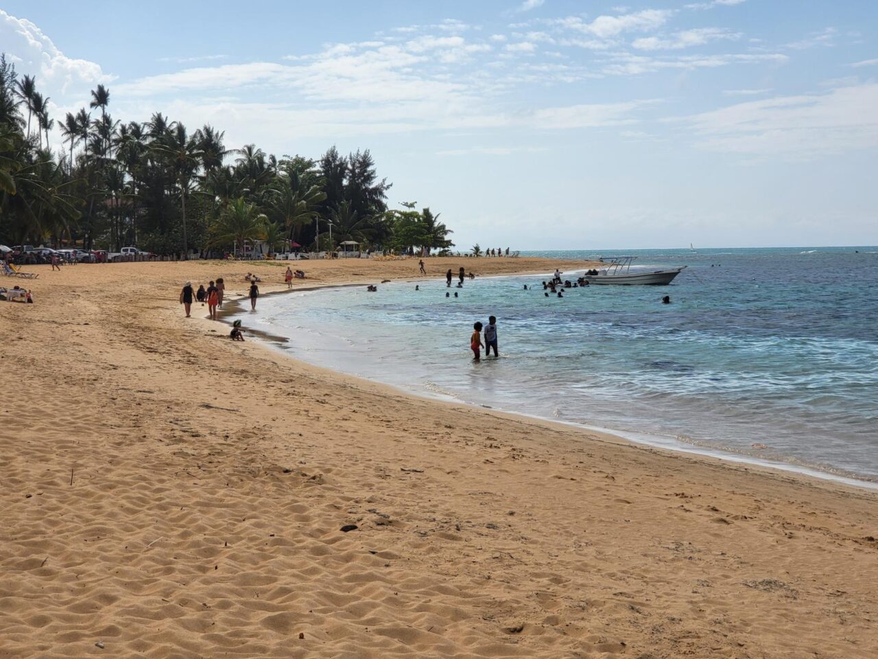 Ballenas Beach in city center