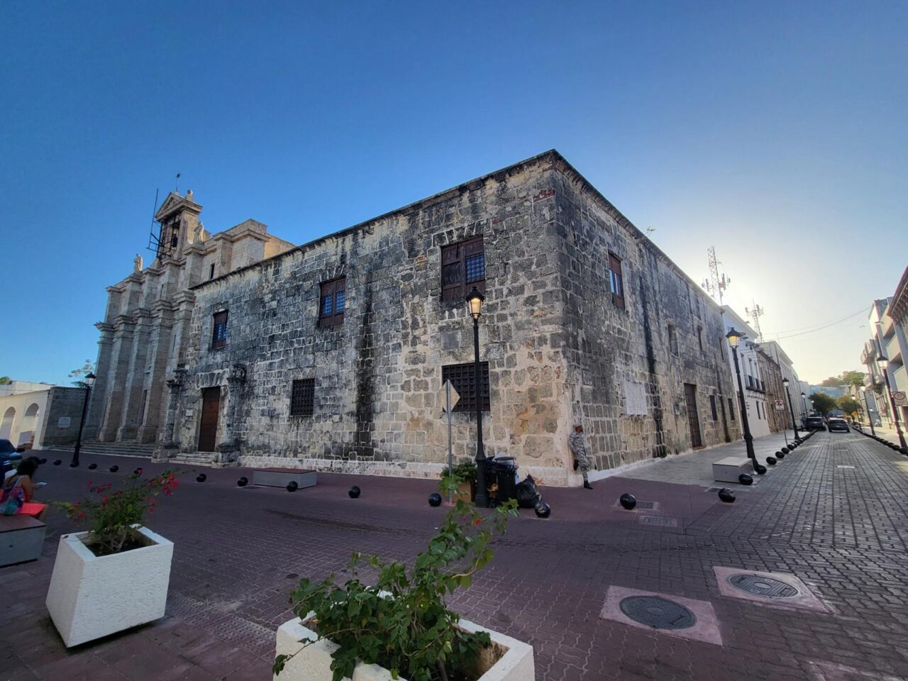 La Casa de Los Jesuitas, Santo Domingo